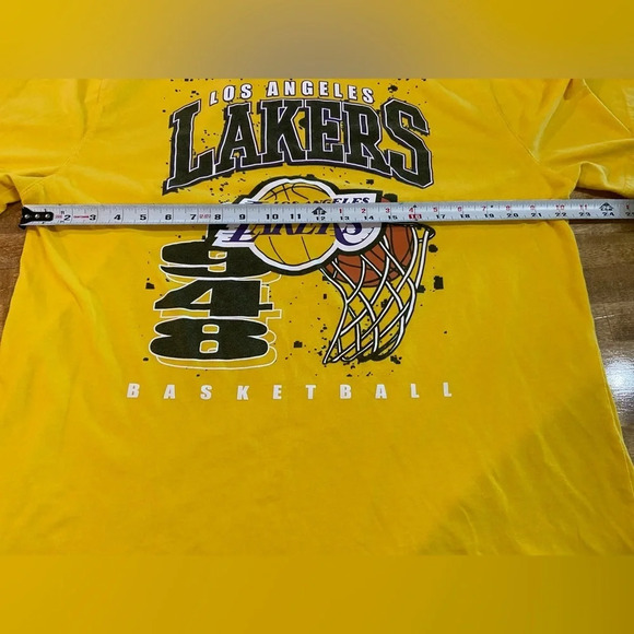 LOS ANGELES LAKERS‎ NBA Yellow 1948 Men’s T Shirt Size XXL - Picture 9 of 9